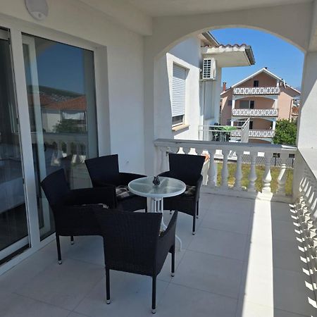 Apartment Anton Trogir Bagian luar foto