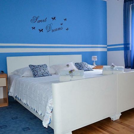 Apartment Anton Trogir Bagian luar foto