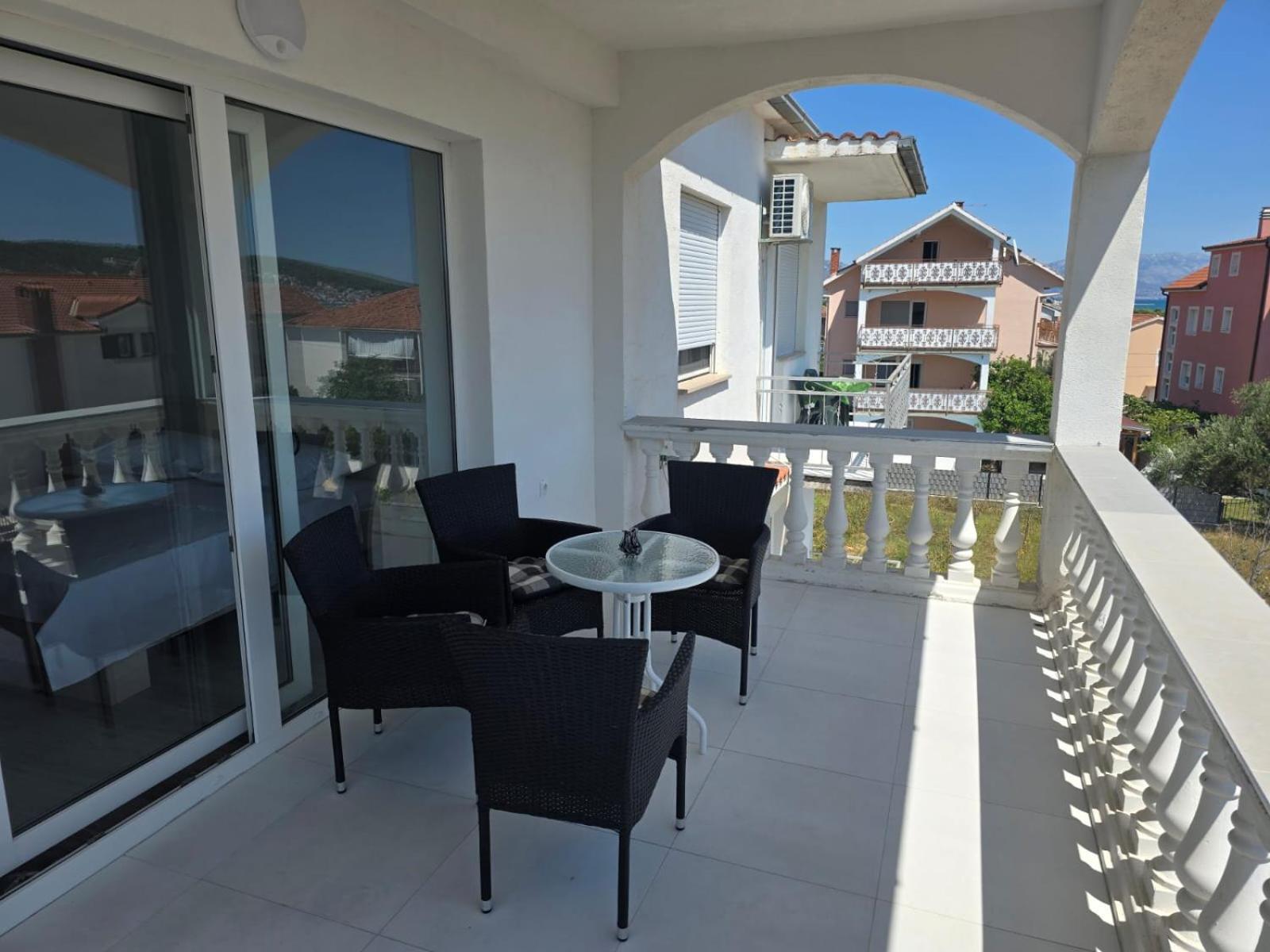 Apartment Anton Trogir Bagian luar foto