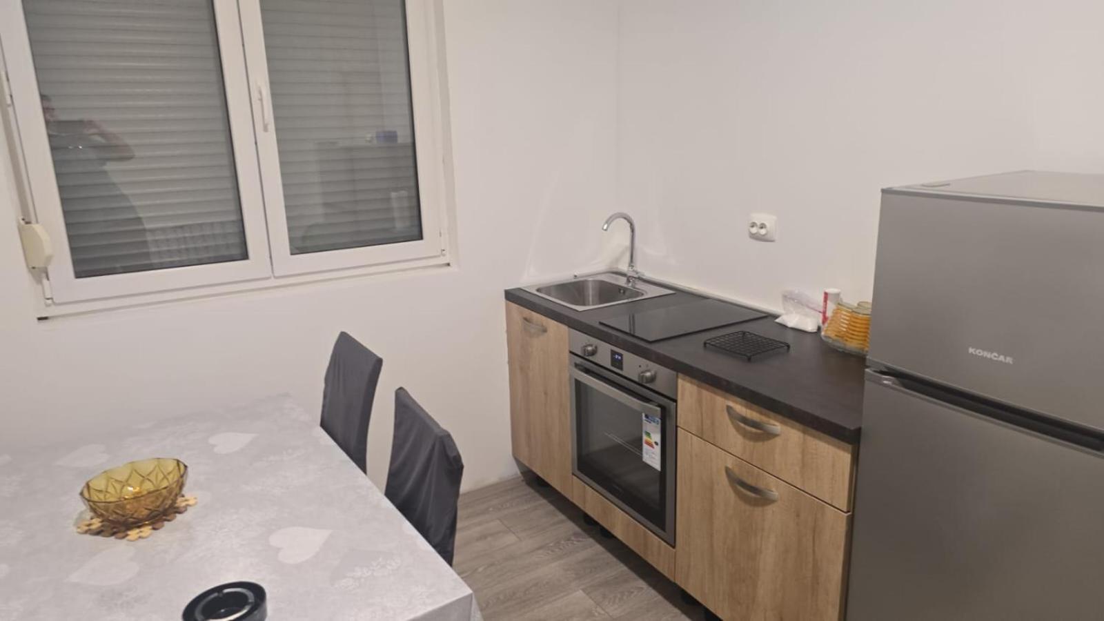 Apartment Anton Trogir Bagian luar foto