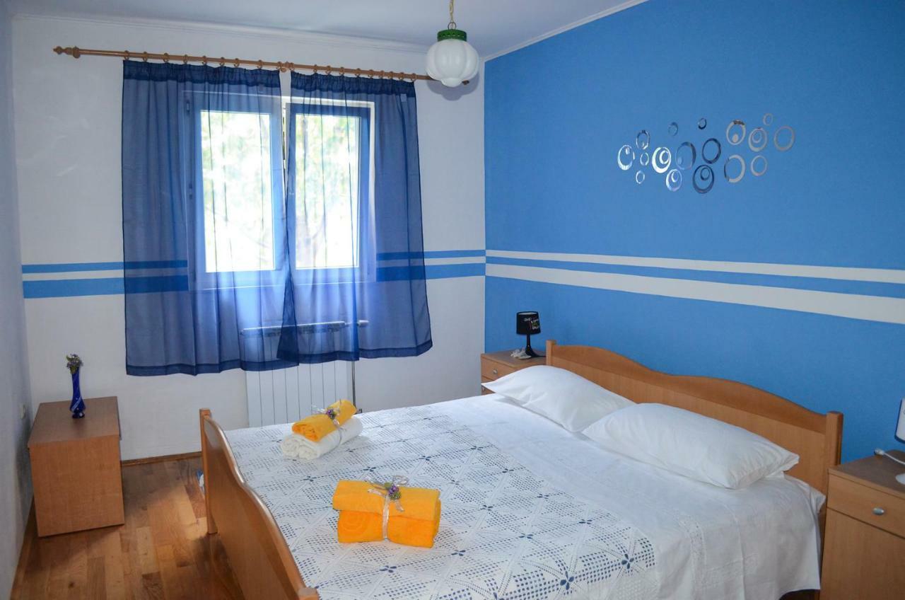 Apartment Anton Trogir Bagian luar foto